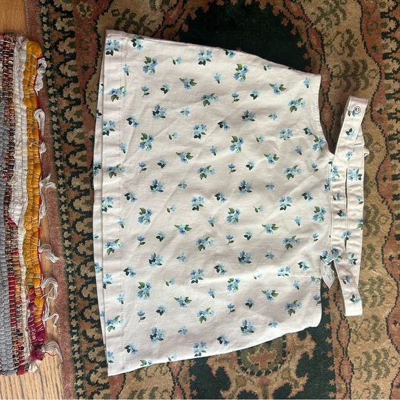 NWT WE WORE WHAT Cream Floral Cut Out Mini Skirt Denim Ivory Watercolor Ditsy M - Picture 13 of 16